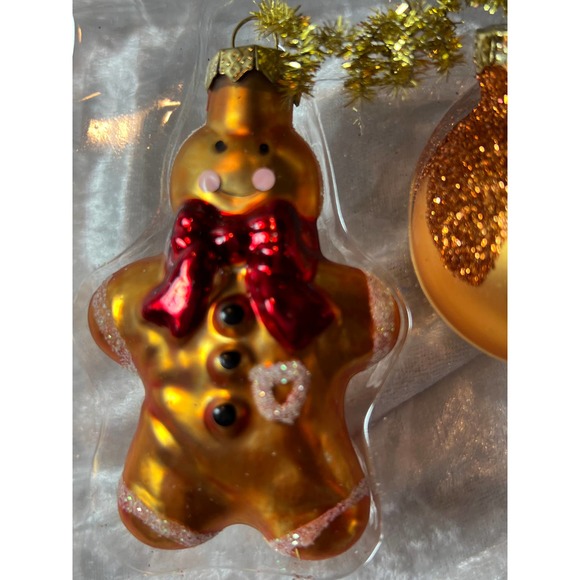 Christmas House Handpainted Blown Glass Ornaments Set of 2 Gingerbread & Ball - Picture 4 of 7